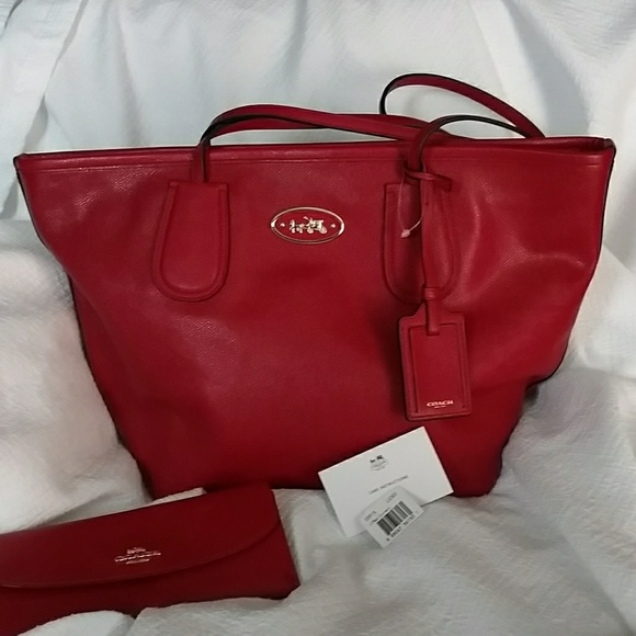 red coach bags sale